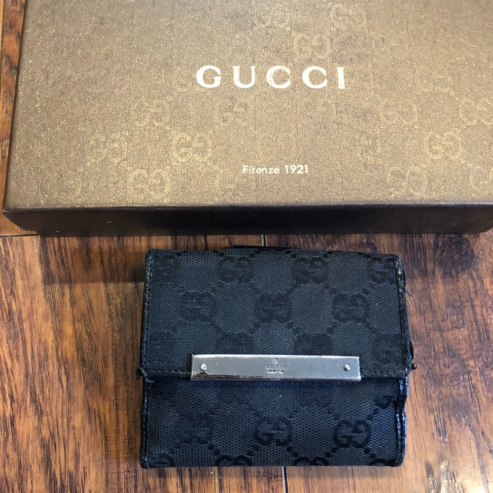 Authentic GUCCI black monogram bifold wallet